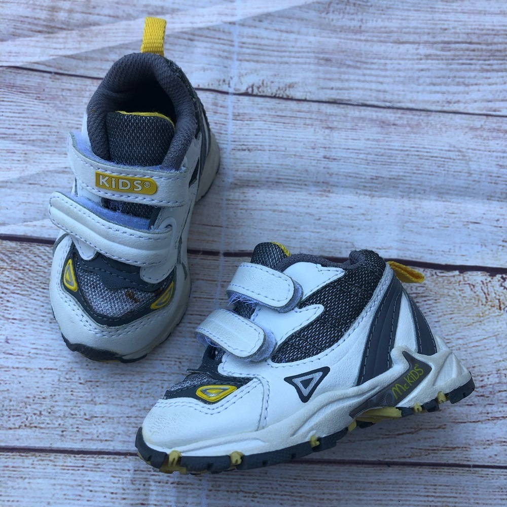 Vintage McKids McDonald’s 90s Hook & Loop Toddler Sneakers Baby size 2
